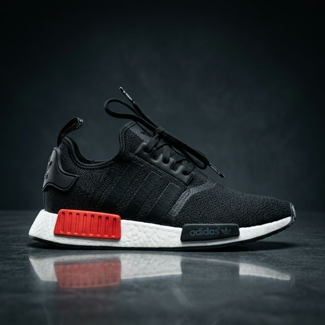 NMD R1
